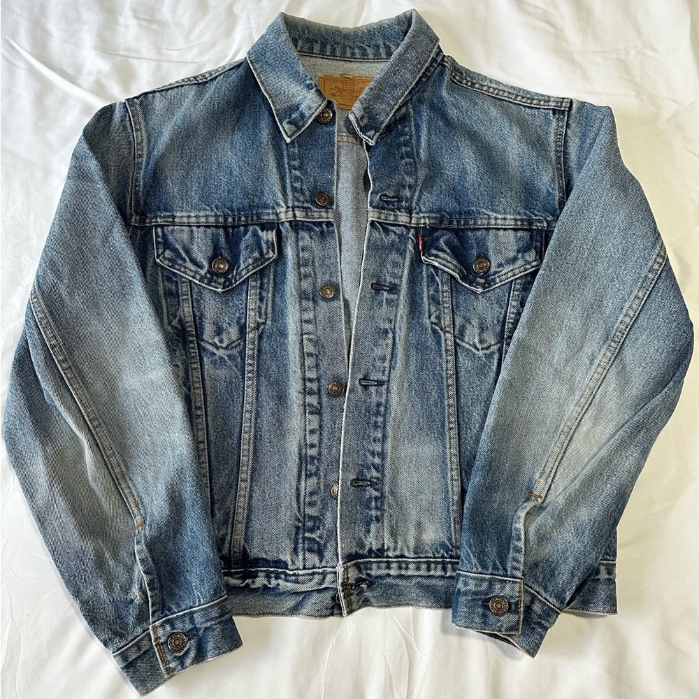 Vintage Levis 70506-0216 Blue Denim Jean Jacket